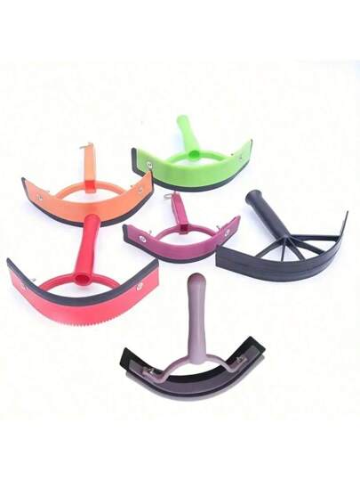 قطعة واحدة من كشاطة عرق الخيل، فرشاة للبقر والخيول، كشاطة عرق، مشط تصفيف، مقبض سيليكون، كشاطة عرق الخيل، كشاطة ماء الخيل، كشاطة استحمام الخيل، سن مسننة من الفولاذ المقاوم للصدأ، أدوات تنظيف الخيول، لوازم الاستقرار، مشط شعر البقر والخيول، مناسب للاستحمام و