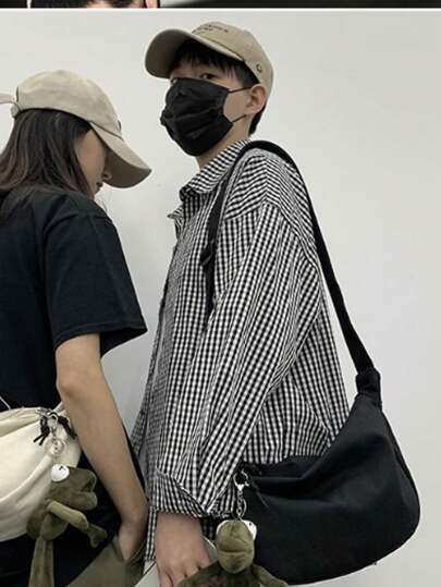 1 قطعة حقيبة كتف متعددة الجيوب من نوع الحزام بتصميم بسيط ولون سادة، قابلة للضبط والتعديل، مغلقة بسوستة، من قماش النايلون المقاوم للماء (لا تتضمن الدلايات)