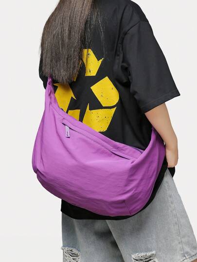 حقيبة كتف عالية الجودة، خفيفة الوزن وبسيطة، مثالية للطلاب والمسافرين. هذه الحقيبة الواسعة مصممة للرجال. حقيبة مدرسية للكلية