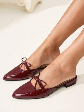 CUCCOO CHICEST أنيقة للنساء أحذية كاجوال/عمل مدببة الأصبع بتصميم الخفاف، تصميم فراشة مجوف جديد، جلد لامع بلون البورجندي، متعدد الاستخدامات