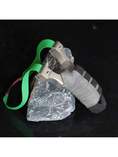 قطعة واحدة مقذوف خارجي من الفولاذ المقاوم للصدأ على شكل قوس ، مع حقيبة حمل للمقذوف ، 3 سهام سمك من الفولاذ المقاوم للصدأ ، 2 حزام مطاطي ، 100 جرام من الرصاص الطيني ، طقم صيد وصيد سمك خارجي ، هدية للرجال والنساء