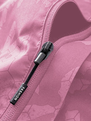 معطف خفيف الوزن للنساء بطبعة الكامفلاج، للرياضات الخارجية والملابس الكاجوال،مقاوم للماء ومانع للرياح مناسب للتنزه والدراجات،معطف رياضي مزود بغطاء للرأس وجيوب للخريف والشتاء