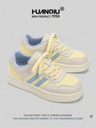 HUANQIU أحذية نسائية لعام 2025، أحذية تنزه، أحذية رياضية للسيدات، أحذية رياضية كبيرة الحجم، أحذية بيضاء من الشبك والتهوية، متعددة الأغراض، خفيفة وراحة، أحذية كاجوال سهلة الارتداء، أحذية ركض، أحذية بيضاء للفصول الأربعة