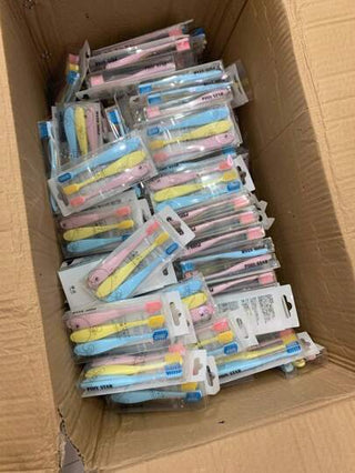 فرشاة أسنان للأطفال من عمر 2-6 سنوات، حماية اللثة، مصنوعة من شعيرات خيطية طبية فائقة الرقة، فرشاة أسنان أطفال برؤوس صغيرة وشعيرات لينة بألوان حلوى، تحمي اللثة