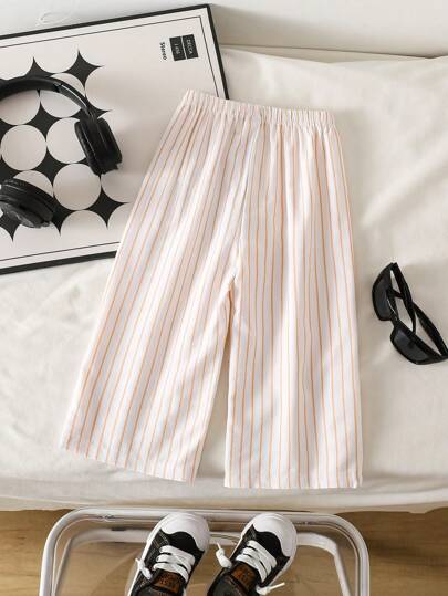 سراويل غير رسمية للأطفال مخططة مع ملصق سفر زخرفي، لموسم الربيع/الصيف