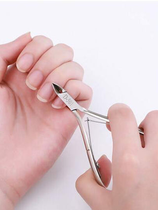 قاصة أظافر و معالجة البشرة قطعة واحدة، مقص للبشرة من الستانلس ستيل عالي الجودة أداة احترافية لعمليات المانكير والبديكير في المنزل/مركز التجميل/صالون