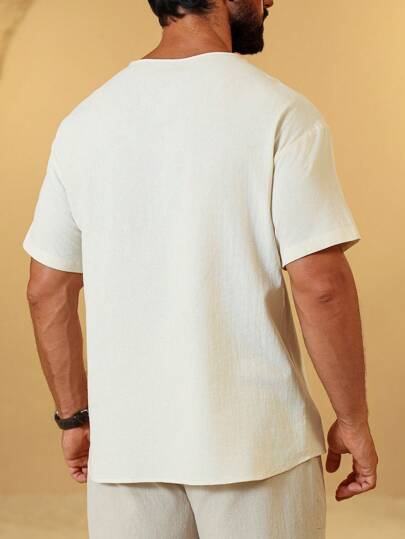 Manfinity Nomadique قميص قصير فضفاض ذو رقبة مستديرة وأزرار للرجال ، قمصان شاطئ للرجال ، ملابس للأجازات للرجال