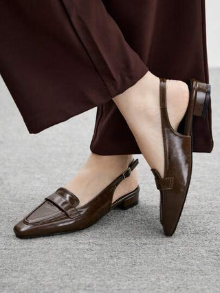 Mnmlis شبشب مربع الأصبع للنساء بنقشة بني داكن، مزود بشريط مشبك للإرتداء السهل