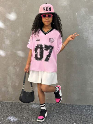 ملابس رياضية أطفال Coolane ملابس صيفية لفتيات المراهقات عبارة عن قميص جيرسيه وتنورة فقاعية قطعتين مع رسم وردي ومخطط أرقام وفيونكة