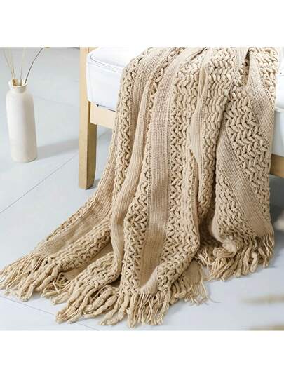 بطانية منسوجة ناعمة وخفيفة الوزن وفاخرة بشرابات - مثالية للأريكة والسرير والسفر - بطراز ريفي بلون الخردل والكريمي