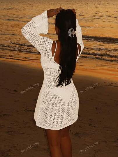 فستان سباحة طويل الأكمام ومفتوح، أنيق على طراز البوهيمي لأجواء الشاطئ والعطلات، فستان قصير بياقة على شكل حرف V