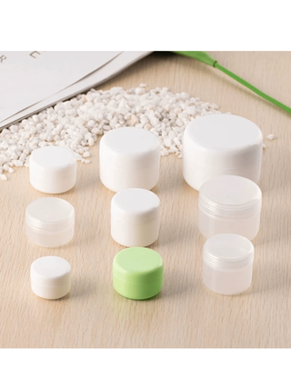5 حبات علب بلاستيكية شفافة مع غطاء قبة، حاويات تجميل قابلة للتعبئة من البولي بروبلين باللون الأحادي، قناني سفر صغيرة غير قابلة للتسرب، حاويات لتخزين الكريمات والبودرة، حاويات للمساحيق التجميلية للسيدات والرجال أثناء السفر