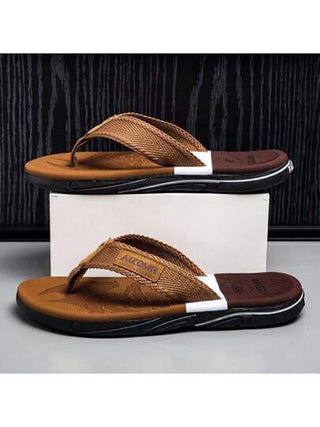 صنادل شاطئ للرجال عالية الجودة لصيف 2024، مضادة للإنزلاق، متينة، مضادة للروائح الكريهة، بتصميم الخف