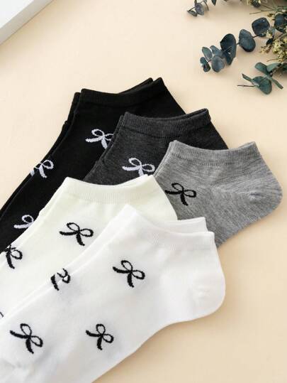 5 أزواج جوارب الكاحل المتعددة الألوان للنساء ذات تصميم الرسوم المتحركة الكرتونية، جوارب رياضية زوجية، جميع المواسم، مقاسات أوروبية وأمريكية، مريحة وقابلة للتنفس وبتصميم متين ومصنوعة من خامات عالية الجودة، غير تعرقية، مناسبة للارتداء اليومي