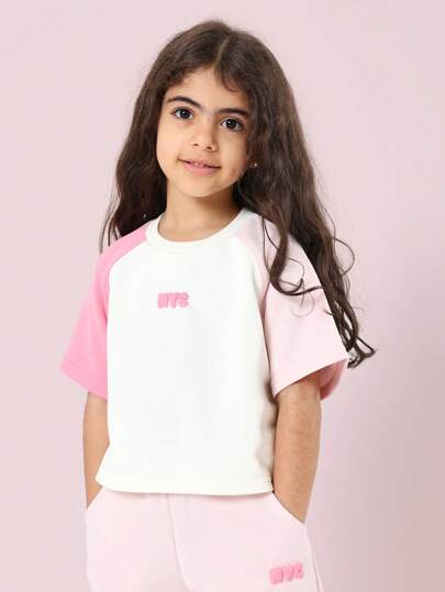 تيشيرتات بناتي SUMWON بدلة رياضية نيويورك للأطفال متناسقة قمصان وبنطلون تريننج ملابس تدريب صيفية وربيعية مكونة من قطعتين