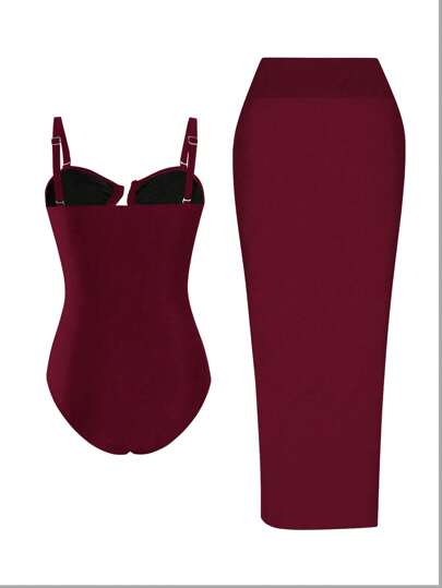 Swim Oasis امرأة بحجم كبير قطعتان لباس سباحة فاخر على طراز الواحة باللون الأسود، بمنطقة الصدر المجوفة المنحفة مع تنورة غطاء من شبكة سوداء، للصيف والعطلات الشاطئية