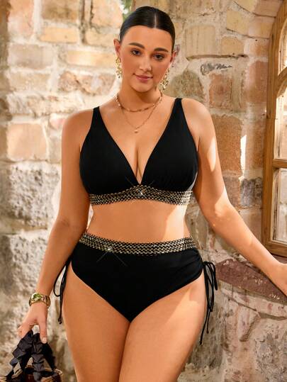 SHEIN Swim Curve مجموعة ملابس سباحة للمرأة البدينة من ملابس علوية مزين بحواف مرقشة وأسفل بتصميم مثلث مع ساق عادية، كاجوال للشاطئ والعطلات الصيفية