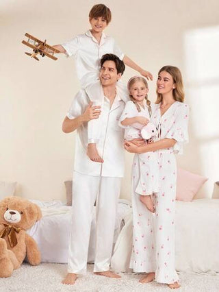 FamilyFrolics طقم بيجامة للنساء مع طبعة زهور رومانسية وكشكشة للأم والطفل