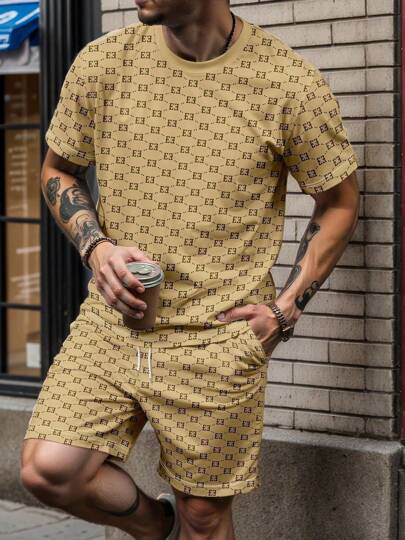 أثاث مكتبي طقم بلوزة وشورت كاجوال للرجال مكون من قطعتين مطبوع عليه حروف