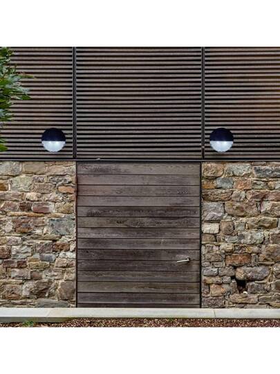 2/4 قطعة ضوء سور شمسي LED مقاوم للماء للاستخدام في الخارج، مصباح حديقة شمسي للسلالم والسياج والممرات وديكور الحديقة، أضواء شمسية للخارج