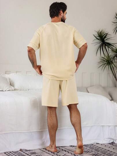 DAZY طقم ملابس منزلية رجالي تي شيرت لون بيج وحيد اللون