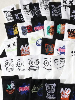10/20 زوج من الجوارب الرجالية ذات طراز الشارع بطباعة الرسم التجريدي والرسومات الجرافيتية للاستخدام اليومي