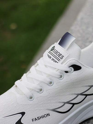 أحذية رياضية صيفية تنفس للرجال، موديل جديد 2025، باللونين الأبيض والأسود، من قماش الشبكة، خفيفة الوزن، مانعة الانزلاق، أحذية جري كاجوال، عصرية ومتعددة الاستخدامات