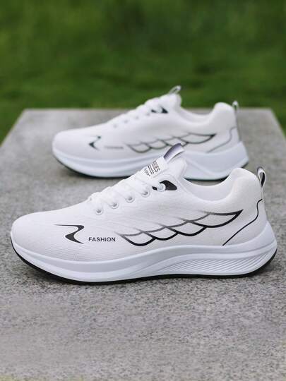 أحذية رياضية صيفية تنفس للرجال، موديل جديد 2025، باللونين الأبيض والأسود، من قماش الشبكة، خفيفة الوزن، مانعة الانزلاق، أحذية جري كاجوال، عصرية ومتعددة الاستخدامات