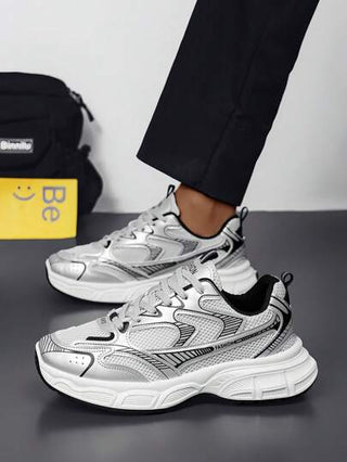 أحذية قارب كاجوال سهلة الارتداء مقاس كبير للرجال، أحذية رياضية هوائية ذات منصة مسطحة موضة للشباب، أحذية مشي للطالب، موسم الربيع/الصيف/الخريف، باللون الفضي