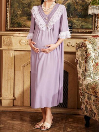 Shein Underwear&Sleepwear Maternity بيجامة حمل بأكمام ثلاثة أرباع وأزرار أمامية من النصف مع رقبة على شكل V، مصنوعة من قصاصات الدانتيل بطبقتين مفرطة الحجم