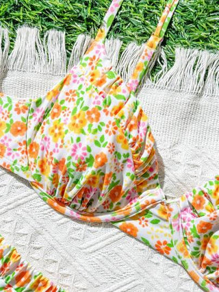 Swim Mod بدلة سباحة نسائية مطبوعة بنقشة زهور جديدة، مصممة بحواف سلكية داعمة مع تصميم جيب غطاء، وأشرطة قابلة للتعديل وتصميم ظهر مفتوح، وقطعة سفلية مرتفعة للبكيني
