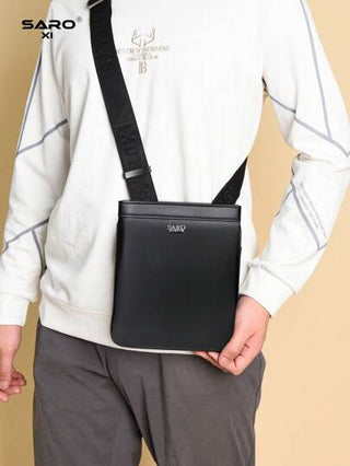 حقيبة كتف للرجال بجيب جانبي، حقيبة رسول عبر الجسم، حقيبة مربعة كاجوال متعددة الاستخدامات للتنقل،حقيبة جلد بولي يوريثان بتصميم بسيط باللون الأسود, هدية للحبيب