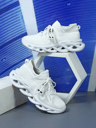 أحذية رياضية رجالية كاجوال بيضاء، أحذية جري رياضية متعددة الاستخدامات لجميع الفصول، مع لوحة زخرفية قابلة للإزالة، من قماش محبك قابل للتنفس، مع نعل ماص للصدمات، ذات تصميم سهل الارتداء