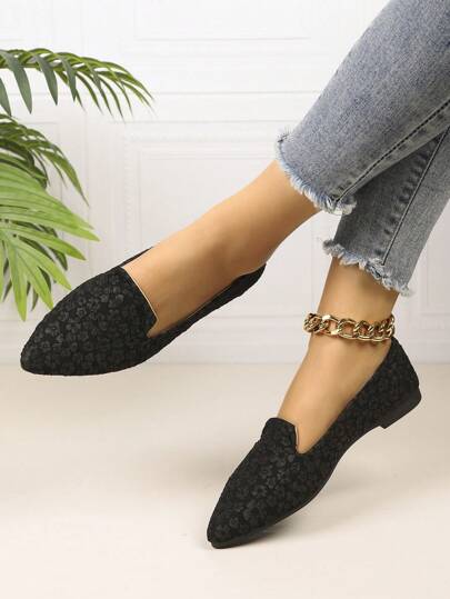 أحذية لوفر مسطحة ذات أصابع مدببة مناسبة للحجم الكبير، بتصميم سهل الارتداء، مريحة ومتعددة الاستخدامات، وصول جديد لفصل الربيع والخريف