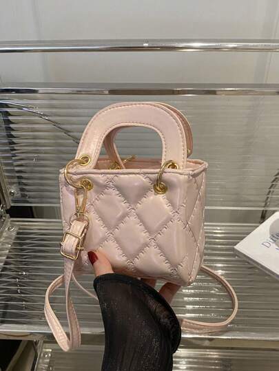 قطعة واحدة لحقيبة يد أنيقة مربعة صغيرة للسيدات من الجلد الصناعي PU ذات إغلاق بسوستة، موضة جديدة ومتناسقة بألوان نشطة ومنعشة، بطراز بنوتة، مع حزام كتف قابل للتعديل يمكن ارتدائها على الكتف أو متقاطعة، كاجوال وأنيقة، مناسبة للخروج أو كهدية لأصدقاء