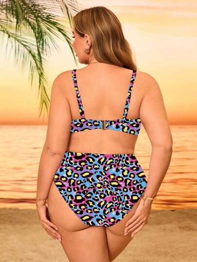 SHEIN Swim Curve مجموعة بكيني ل- المرأة الحجم الكبير مطبوعة بنقشة النمر الأسود والأبيض، مجموعة من قطعتين مع حمالة غير سلكية