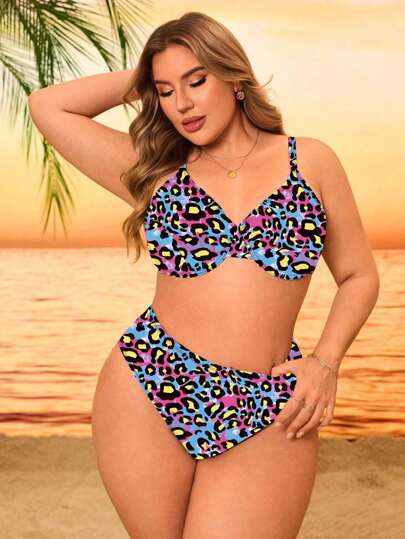 SHEIN Swim Curve مجموعة بكيني ل- المرأة الحجم الكبير مطبوعة بنقشة النمر الأسود والأبيض، مجموعة من قطعتين مع حمالة غير سلكية