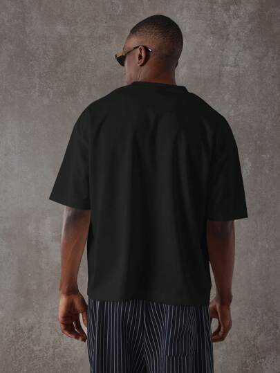 SUMWON تي شيرت كبير الحجم قطع الراحة الكلاسيكية شعار كم قصير ملابس الشارع الفاخرة قياس منتظم أساسي مبسط مجموعة الربيع والصيف