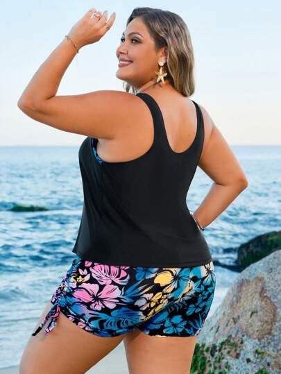 Swim Lushoire بدلة سباحة بتنانيرة عشوائية الطباعة باللون الأسود مقاسات كبيرة، أسلوب رياضي كاجوال