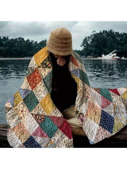 بطانية بلون ريترو مريحة مصنوعة من تصميم اللحف - قطعة دافئة من البوليستر الناعم للاستخدام في جميع المواسم،مناسبة للأريكة والسرير والتخييم والسفر - خفيفة الوزن وصديقة للبشرة وقابلة للغسل في الغسالة،مزينة بنقشات الورود والمربعات الحمراء