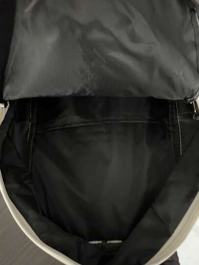 حقيبة ظهر مدرسية كلاسيكية أساسية ذات موحد اللون مزودة بسحاب، مع تقسيمة لحمل الحاسوب، حقيبة متعددة الاستخدامات، رياضية، ذات جودة عالية مع حزام قابل للتعديل، وجيوب متعددة والتصميم مريح وخفيف الوزن، ذات سحاب مزدوج مناسبة للاستخدام في الرحلات والسفر، مثالية ل