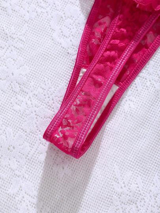 PetitDoll طقم ملابس داخلية سيكسي للنساء مكون من قطعتين ، مزين بالدانتيل الفاخر المكشكش والكتف المنكشف ، مميز ورقيق