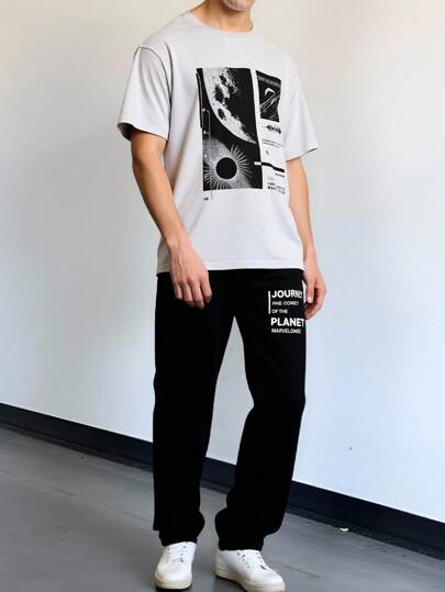 SHEIN مجموعة تي شيرت وبنطلون مطبوعين بعناصر الفضاء لمراهقين الأولاد، كاجوال، قطعتين، تناسب السفر وفصول الانتقال