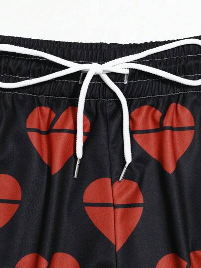 ROMWE MEN صدر قصير كاجوال رجالي مع طبعات قلب ، صيفي