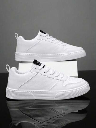 أحذية رياضية كاجوال للرجال، أحذية تزلج مضادة للانزلاق للطلاب، أحذية كلاسيكية بيضاء متعددة المواسم، أحذية رياضية لامعة بلون أحادي بسيط وسميكة السُّمك ، أحذية كاجوال مريحة وقوية للاستخدام اليومي والتنقل