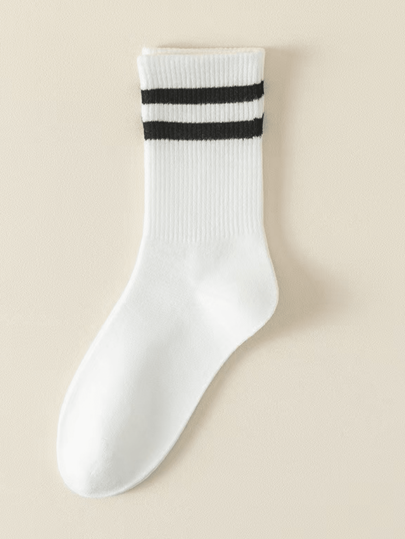 1 / 3 / 5 زوج من الجوارب الرياضية للكاحل عالية بنقشة الشريط المزدوج باللون الأبيض والرمادي والأسود للجنسين ، مناسبة للعودة إلى المدرسة والكرنفال وعيد الأضحى