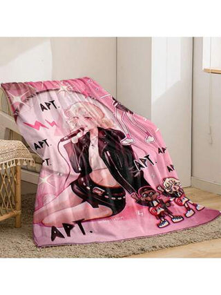 1 بطانية قطيفية مريحة ذات تصميم نمط الورود الكورية، مناسبة للنوم والنزهات والسفر، بطانية صوفية، بطانية سرير، رمية بطانية، بطانية فاخرة، بطانية استرخاء، بطانية خريفية، بطانية صيفية، سجادة غرفة نوم، بطانية ناعمة، أغطية أريكة، بطانية تبريد، تصميم محبوك...