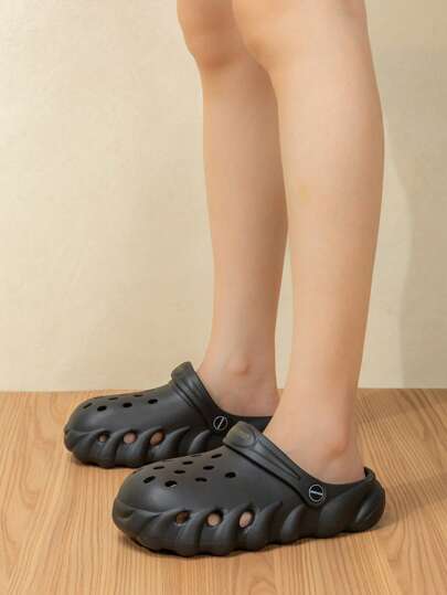 صنادل مفتوحة بتهوية رجالية عادية، موضة رياضية متطرفة للعطلات والشاطئ والخروج، كاجوال للشارع والمكتب والمنزل والجيم، مصنوعة من EVA المتنفسة مناسبة للربيع والصيف