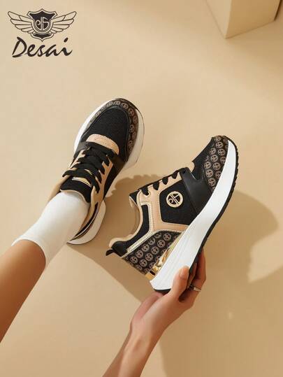 DESAI أحذية رياضية كاجوال خفيفة الوزن وعصرية للنساء، أحذية رياضية مريحة وقابلة للتنفس مع أنسول مقاوم للتآكل