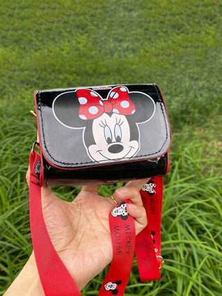Disney قطعة واحدة حقيبة كتف وعبر الجسم للأطفال لحمل الوجبات الخفيفة، بتصميم الشخصية الكرتونية ستيتش الكيوت والأنيق للبنات